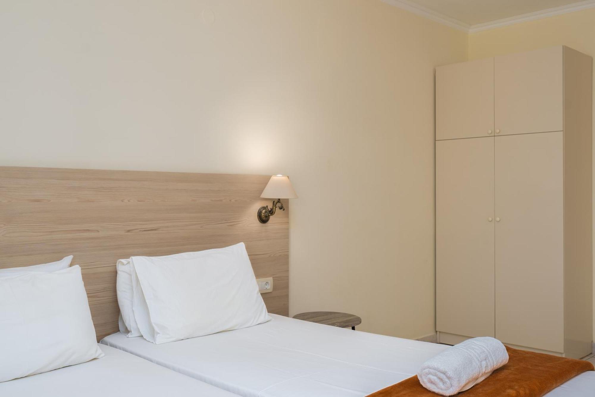 Manousis 3* Tsilivi (Zakynthos)