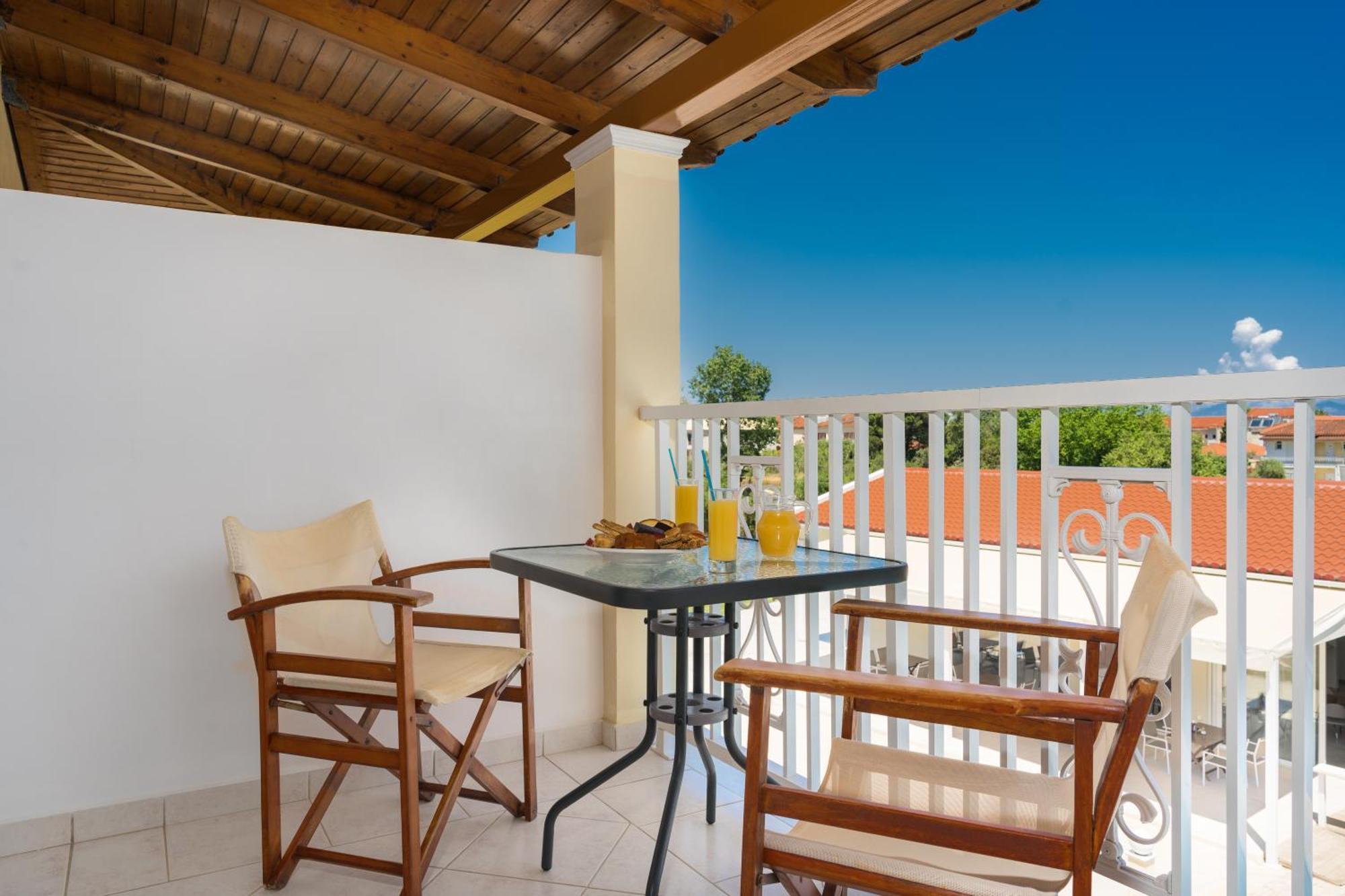 Manousis 3* Tsilivi (Zakynthos)