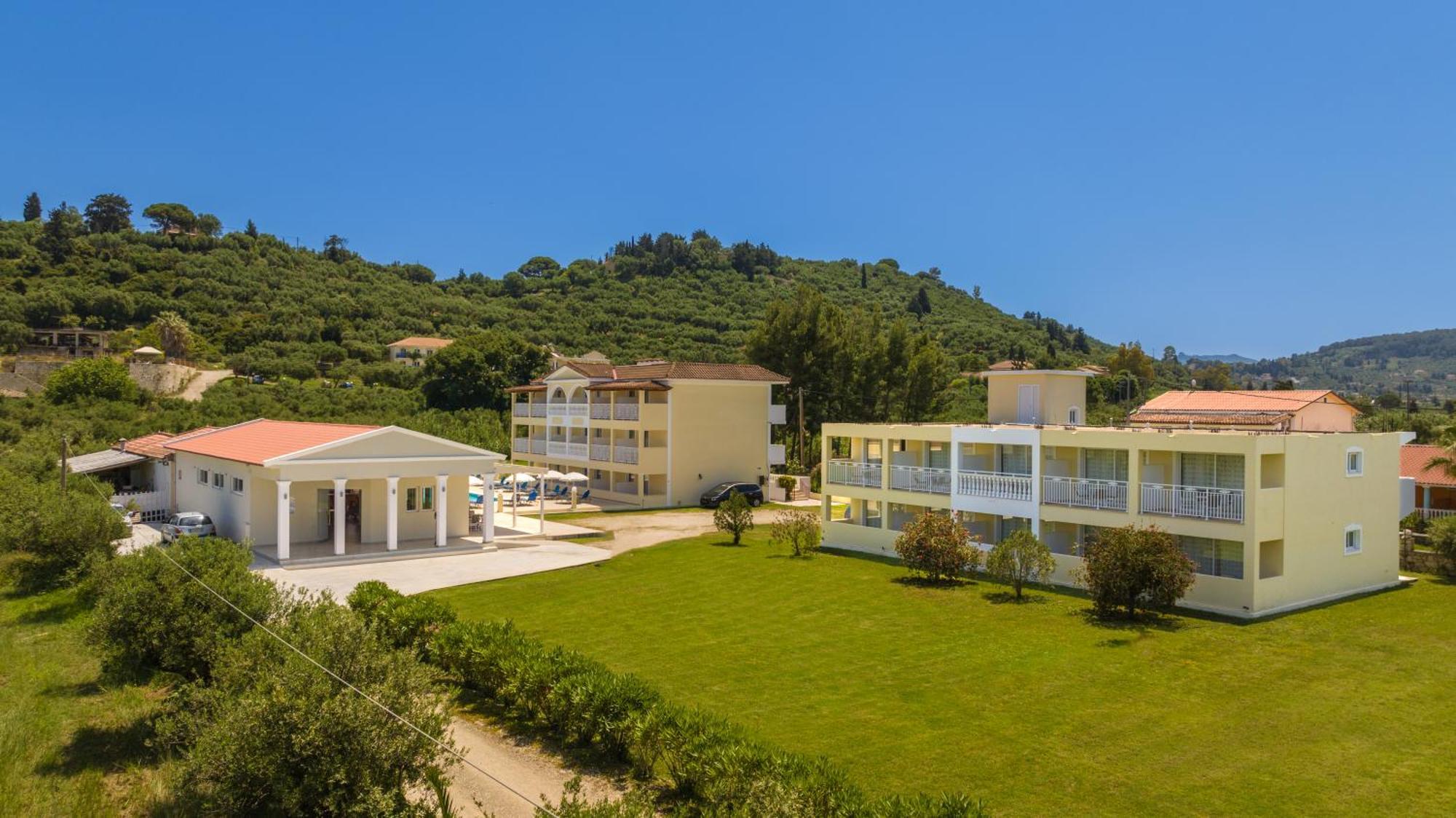 Manousis 3* Tsilivi (Zakynthos)