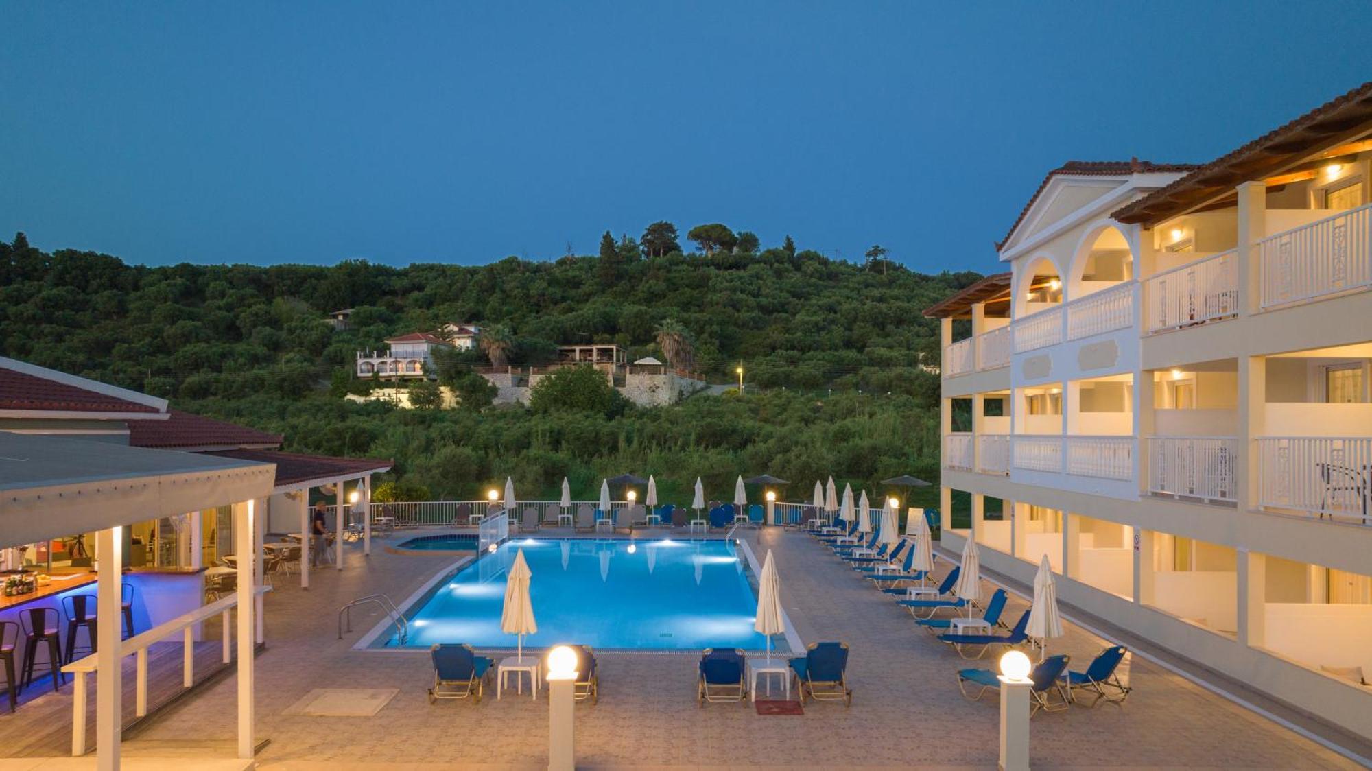 Manousis 3* Tsilivi (Zakynthos)